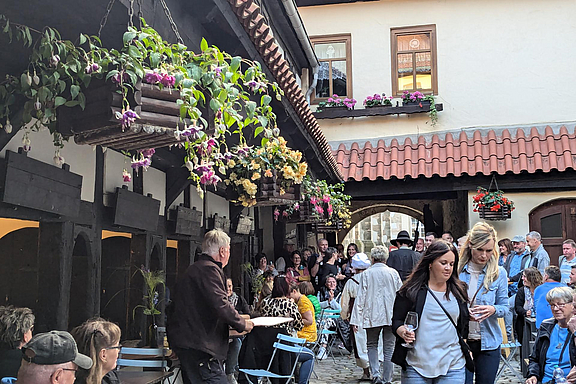 brunnenfest-haendlermarkt_c_SNO.jpg
